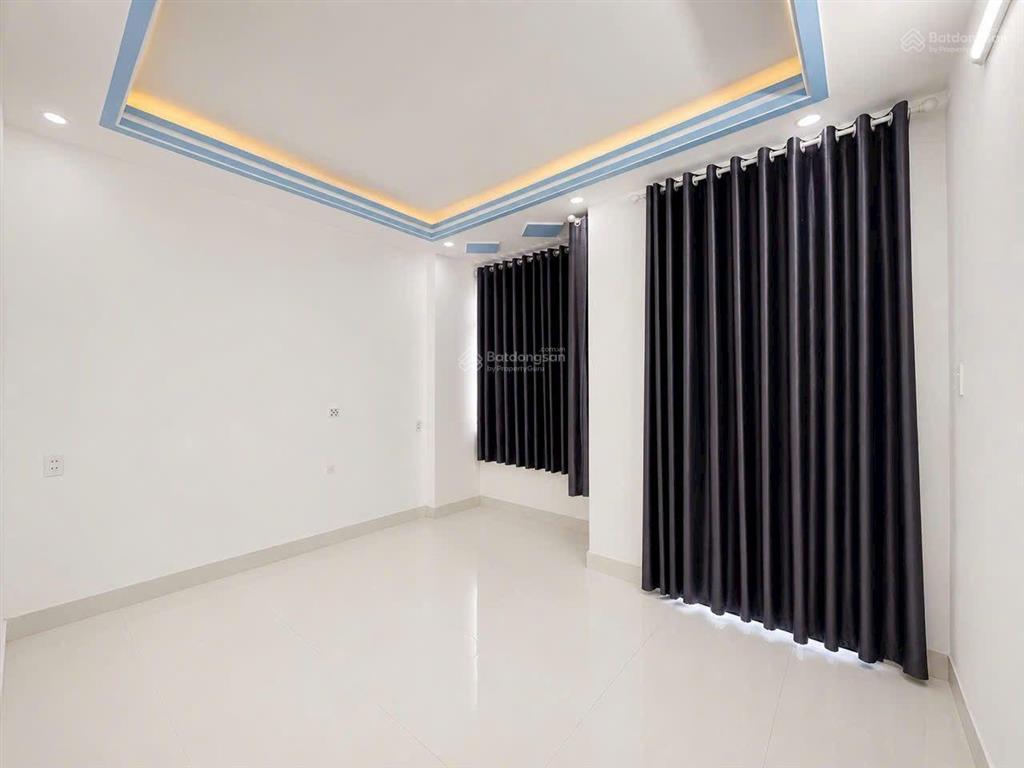 Cho thuê nhà như hình hẻm 1982 huỳnh tấn phát, tt nhà bè, giá 10 triệu/tháng