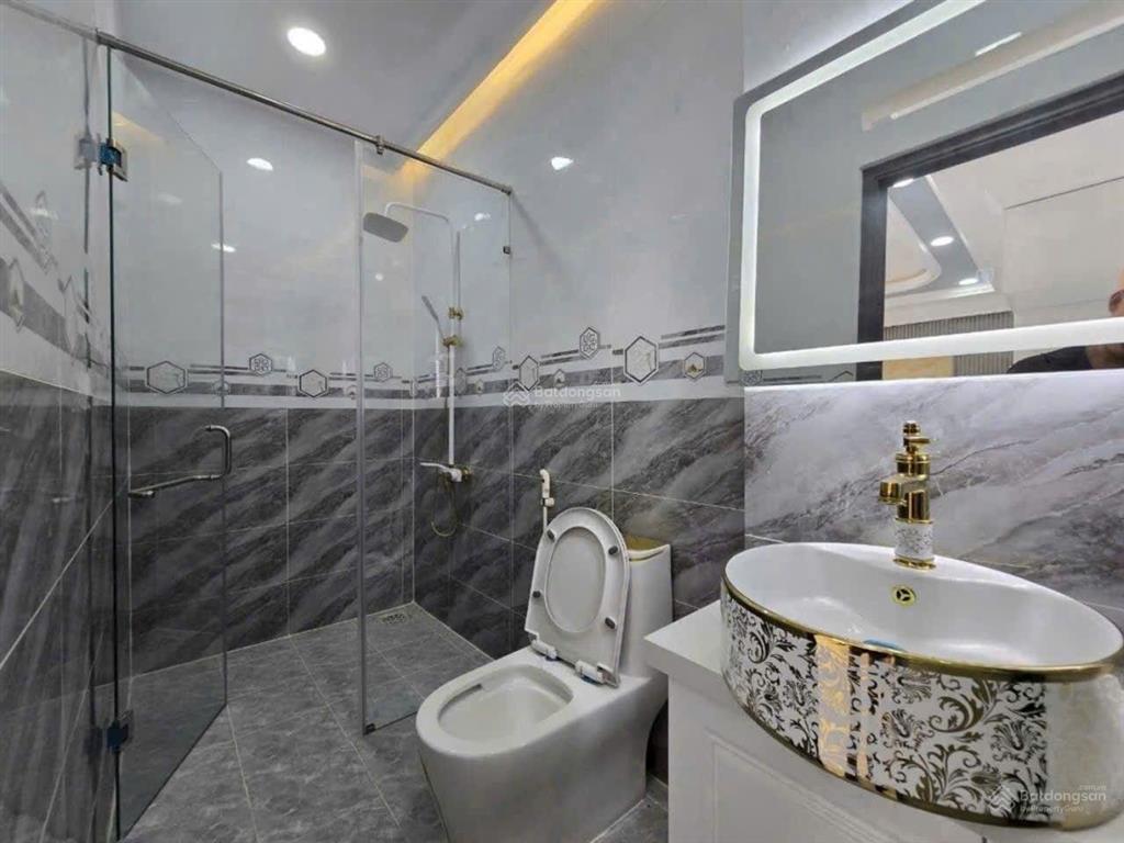 Rẻ hơn thị trường 1 tỷ nhà đẹp gần quận 7 có thang máy khu dân cư anh tuấn, 91,2m2. giá chỉ 8.65 tỷ
