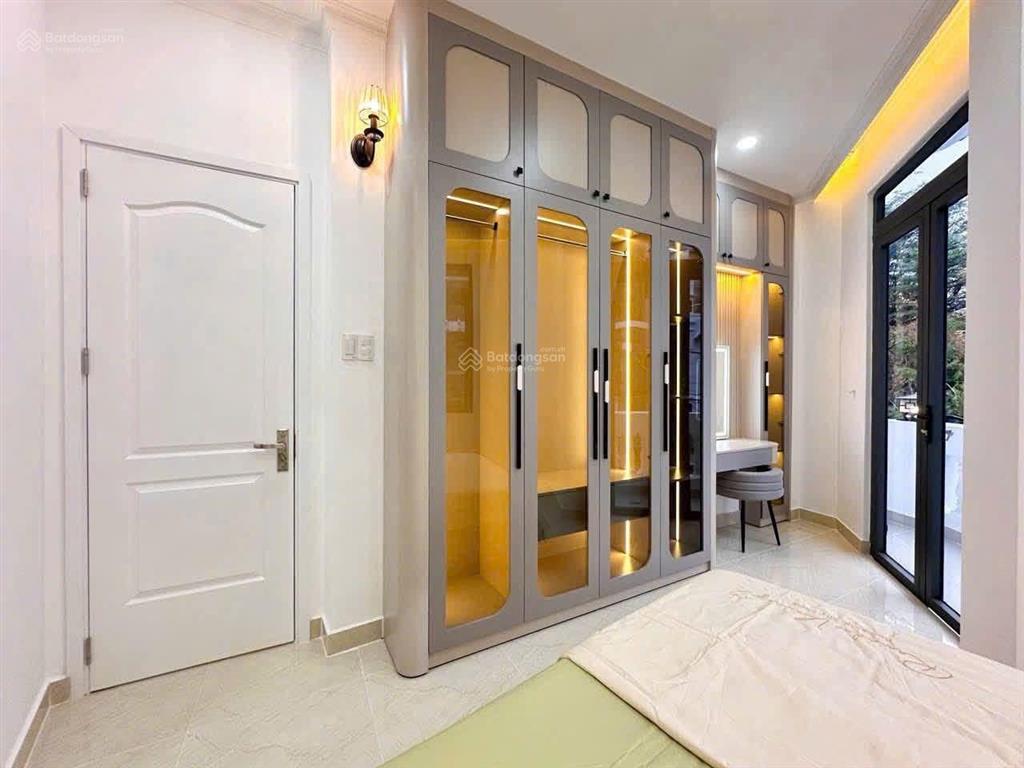 Biệt thự góc 2 mặt tiền kdc vị trí đẹp thoáng, sát đường huỳnh tấn phát, đường nhựa 6m. giá 8,45 tỷ