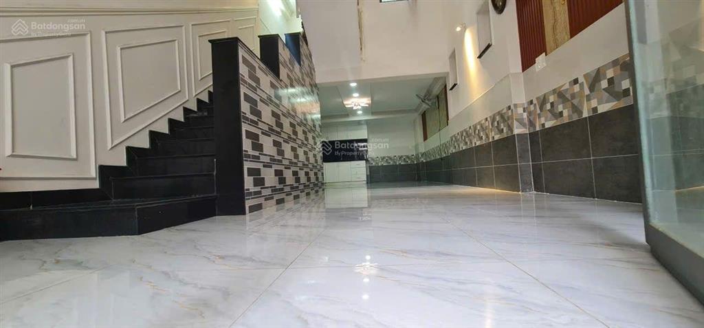 Có 1 không 2 giá 4,65 tỷ nhà 3 tầng 3pn cách quận 7 chỉ 400m. huỳnh thị đồng, tt nhà bè