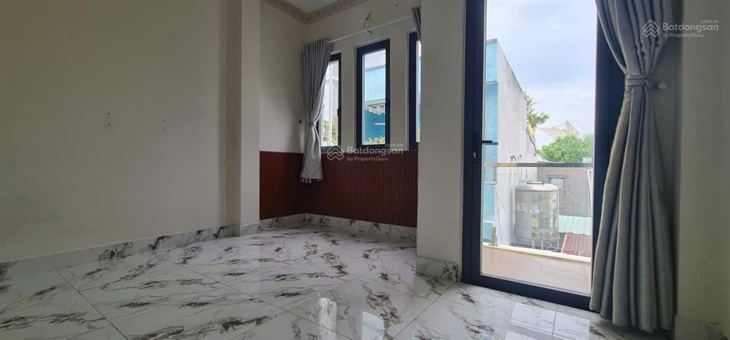 Có 1 không 2 giá 4,65 tỷ nhà 3 tầng 3pn cách quận 7 chỉ 400m. huỳnh thị đồng, tt nhà bè