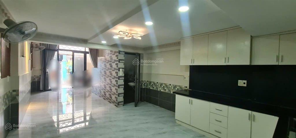 Có 1 không 2 giá 4,65 tỷ nhà 3 tầng 3pn cách quận 7 chỉ 400m. huỳnh thị đồng, tt nhà bè