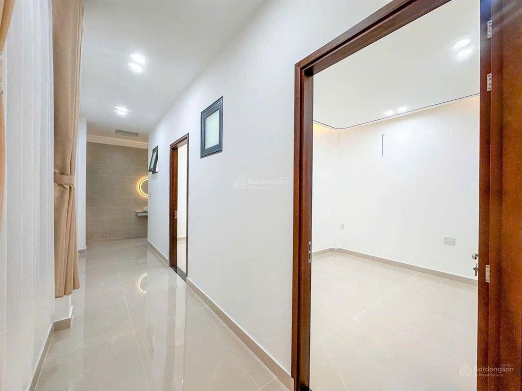 Bán nhà góc 2 mặt tiền diện tích khủng hẻm 1632 huỳnh tấn phát  sát bên q7 giá 6tỷ500 tl