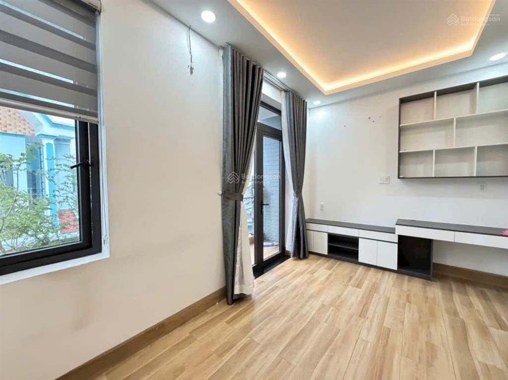 Bán nhà mới đẹp góc 2 mặt tiền hẻm đường huỳnh tấn phát, quận 7  cạnh phú mỹ hưng  5 tỷ 390. tl
