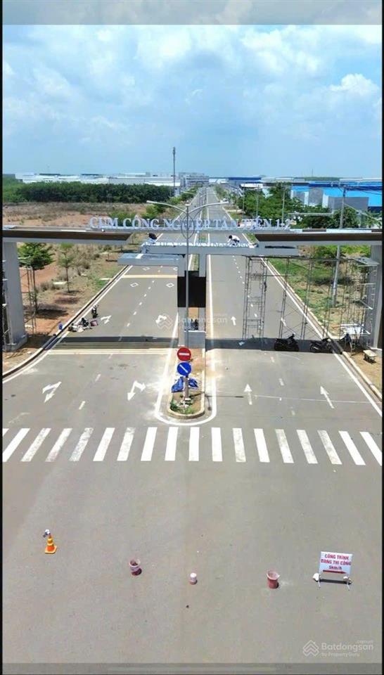 Bán lỗ đất mặt tiền kinh doanh buôn bán cụm khu công nghiệp tân tiến. có hh cho mg