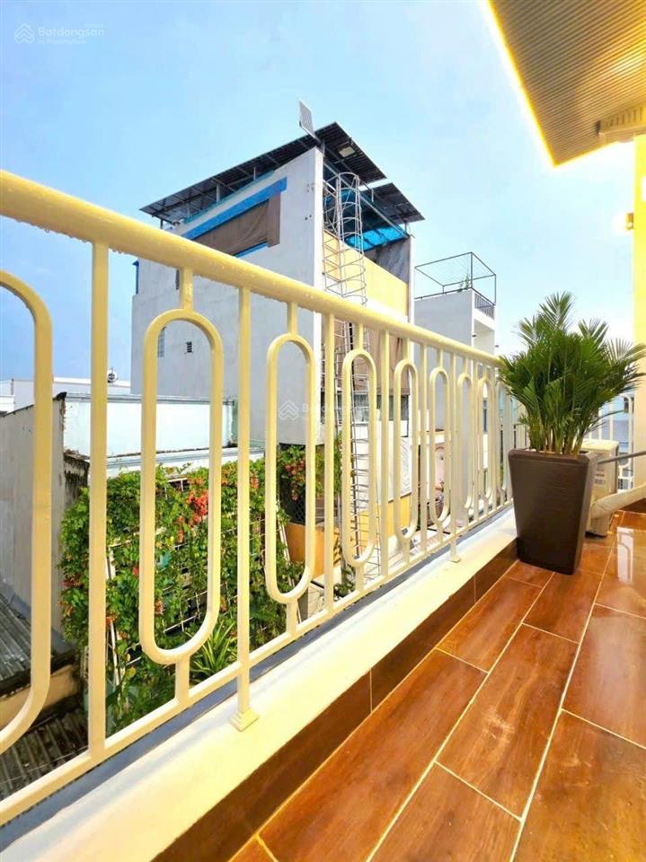 Giảm giá 500 triệu bán nhanh nhà 3 tầng sân thượng sau rộng mới hoàn thiện xong, full nội thất