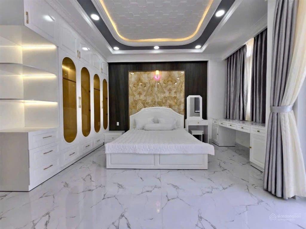 Giảm mạnh 1 tỷ. bán gấp nhà 4 tầng có thang máy. kdc anh tuấn green riverside. 91.2m2. chỉ 8,5 tỷ