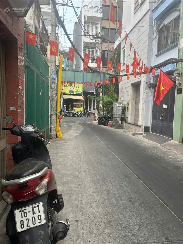 Nhà hxh hồ bá kiện, q.10 dt 82m2 ngang gần 4m, cách mt 20m, sau công viên thỏ trắng giá 21 tỷ tl