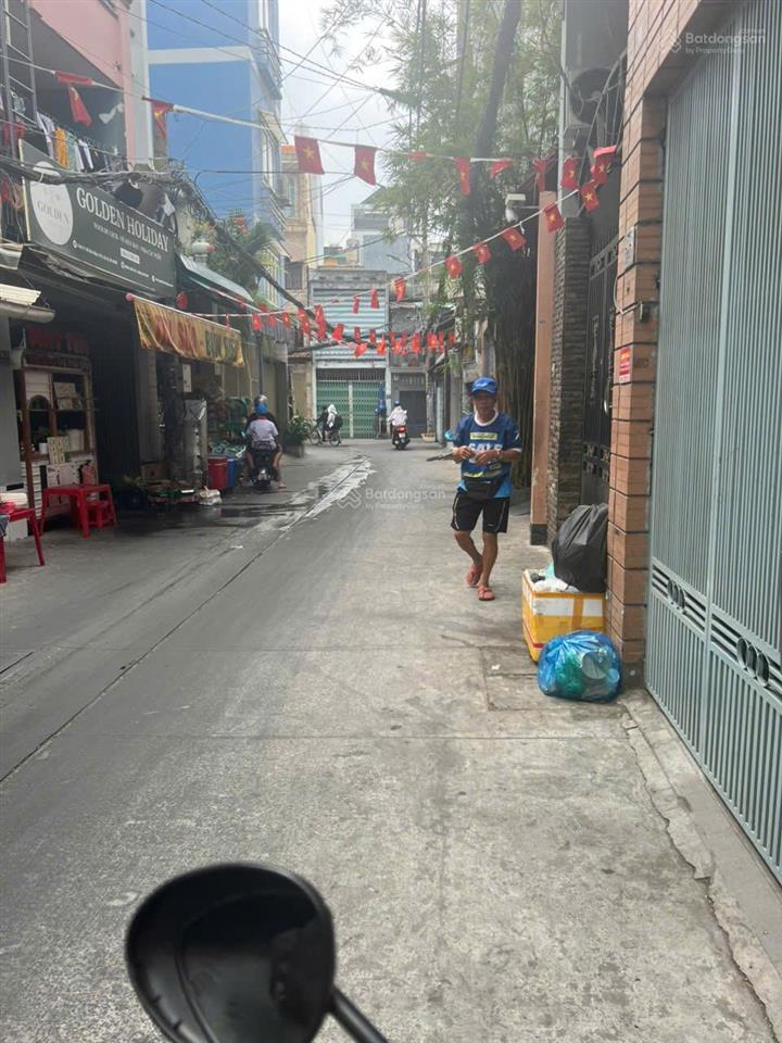 Nhà hxh hồ bá kiện, q.10 dt 82m2 ngang gần 4m, cách mt 20m, sau công viên thỏ trắng giá 21 tỷ tl