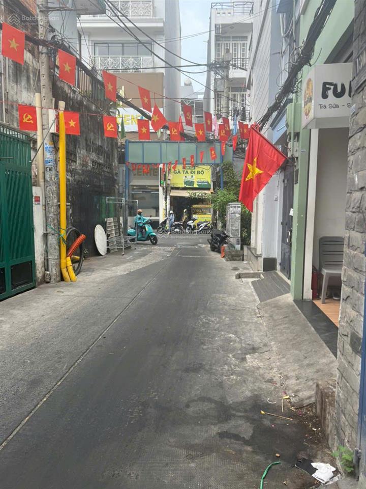 Nhà hxh hồ bá kiện, q.10 dt 82m2 ngang gần 4m, cách mt 20m, sau công viên thỏ trắng giá 21 tỷ tl