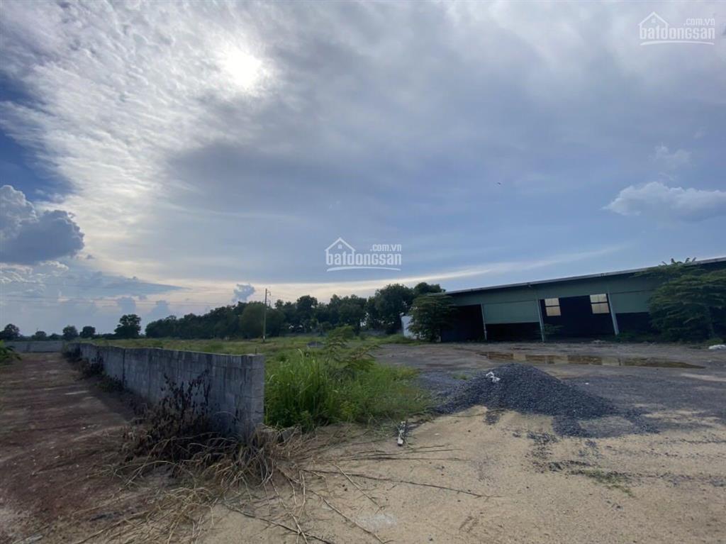 Cần bán đất cách tl763 chỉ 50m, suối cát, xuân lộc, đn giá chỉ 9 tỷ (85x53m) có 1000m2 tc, shr