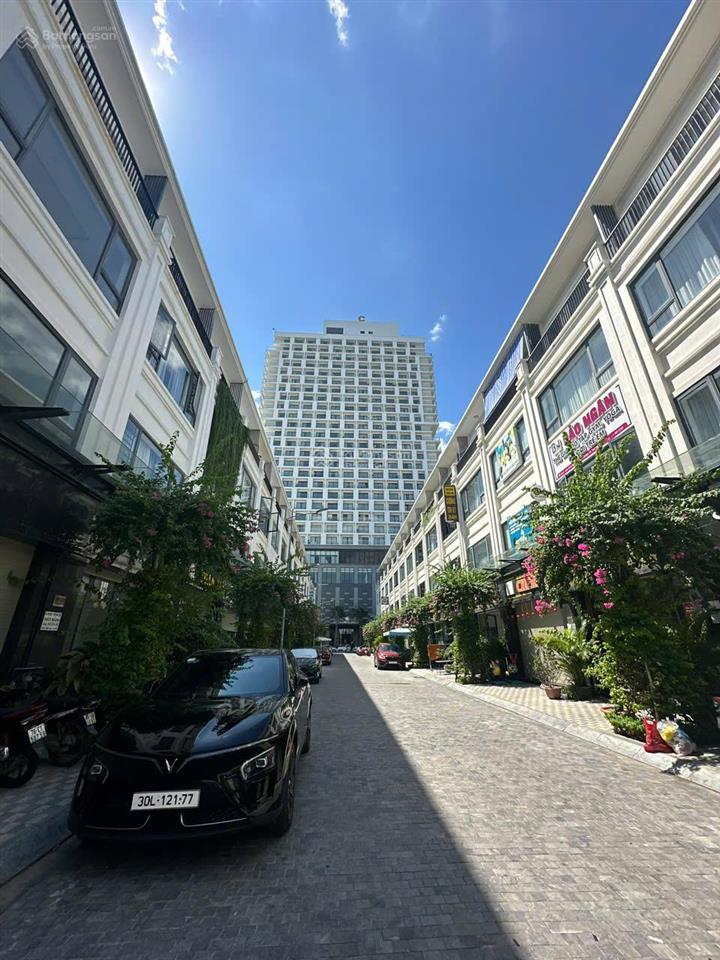 Shophouse apec mandala grand phú yên giá tốt tại đại lộ hùng vương chỉ từ 12 tỷ dòng tiền ổn định