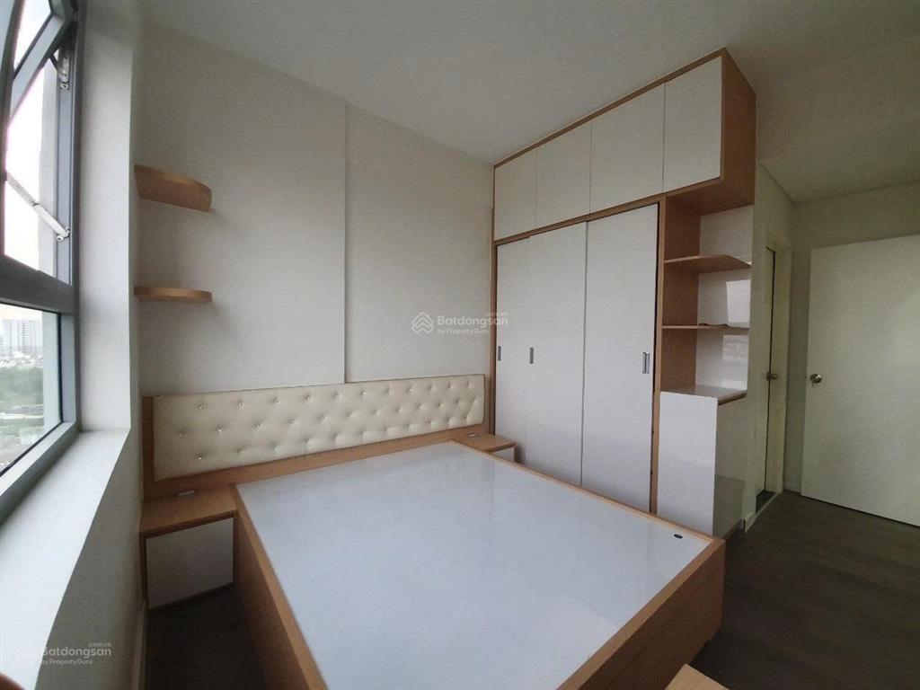 Bán căn 2pn 2wc, 61.5m2 luxgarden quận 7 ngay cầu phú mỹ