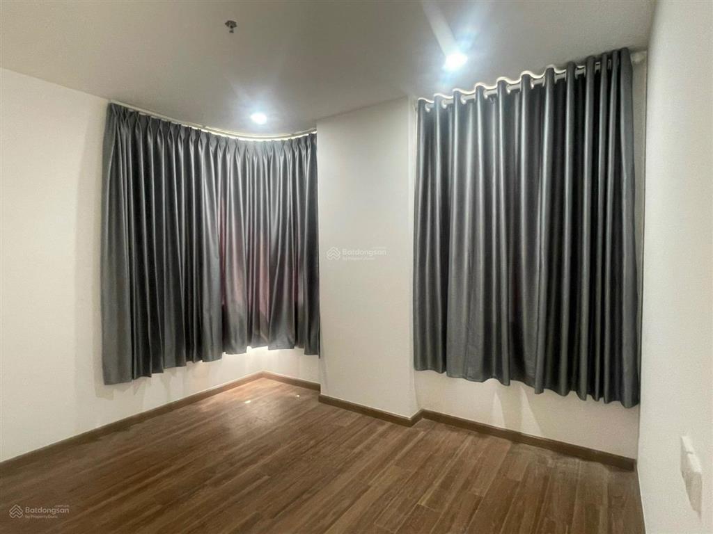 Chính chủ bán căn góc 2pn2wc the east gate sổ sẵn cống chứng ngay