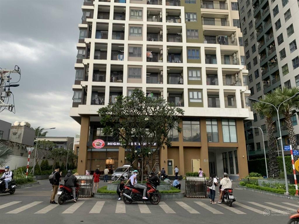 Chính chủ bán căn góc 2pn2wc the east gate sổ sẵn cống chứng ngay