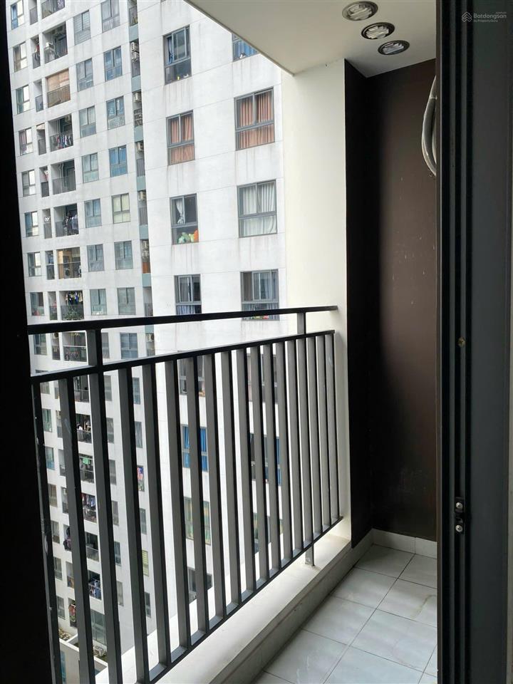 Chính chủ bán căn góc 2pn2wc the east gate sổ sẵn cống chứng ngay
