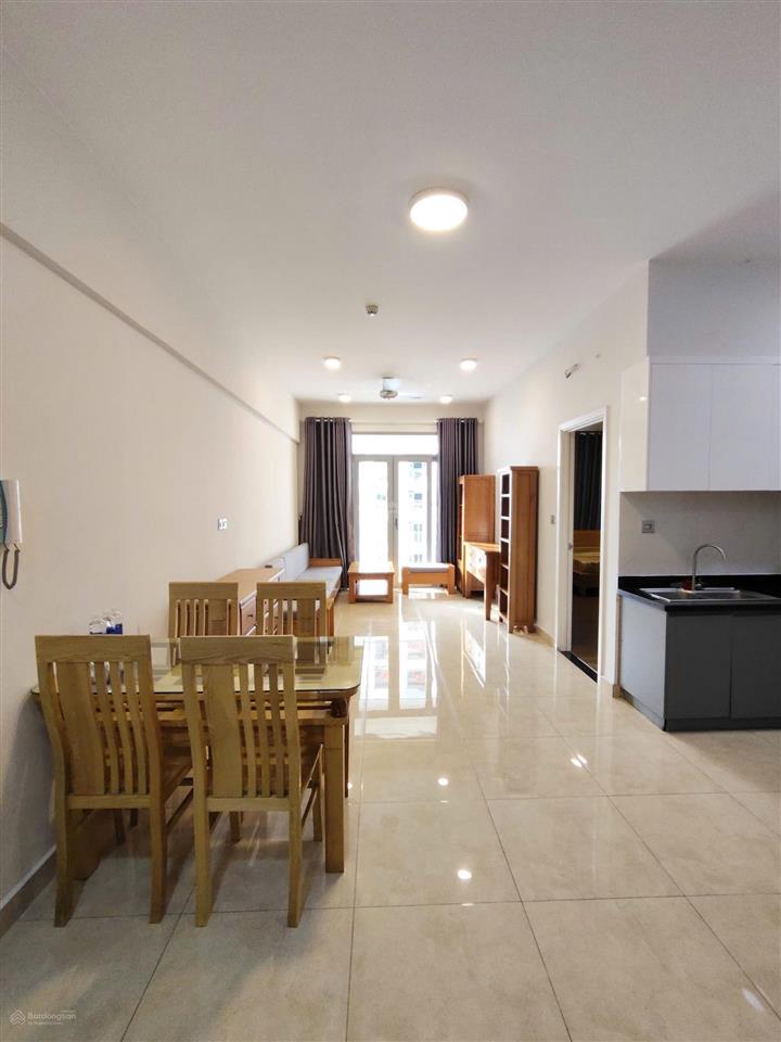 Cho thuê căn góc 2pn 2wc chung cư luxgarden ở ngay full nội thất quận 7