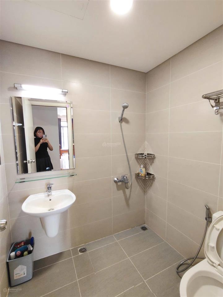 Cho thuê căn góc 2pn 2wc chung cư luxgarden ở ngay full nội thất quận 7