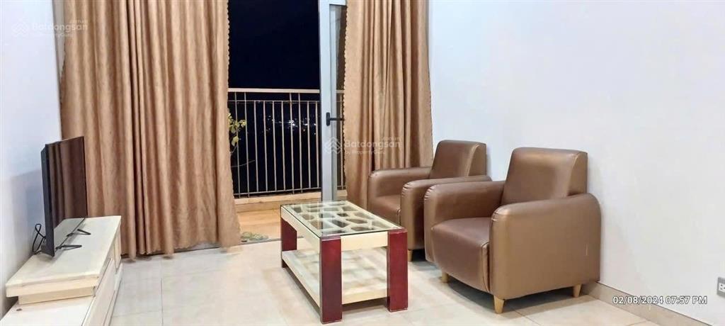 Bán căn 2pn 2wc luxgarden 68m² có nội thất giá 3,6 tỷ quận 7