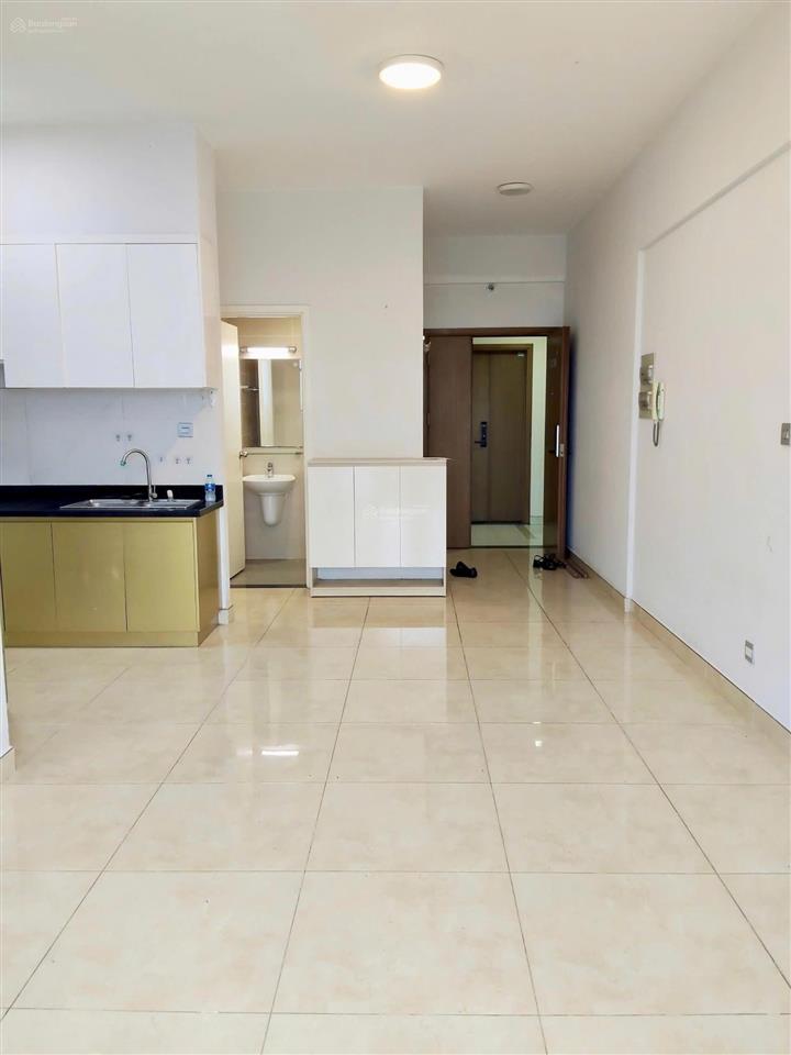 Bán căn 2pn 2wc chung cư luxgarden quận 7 nhà trống