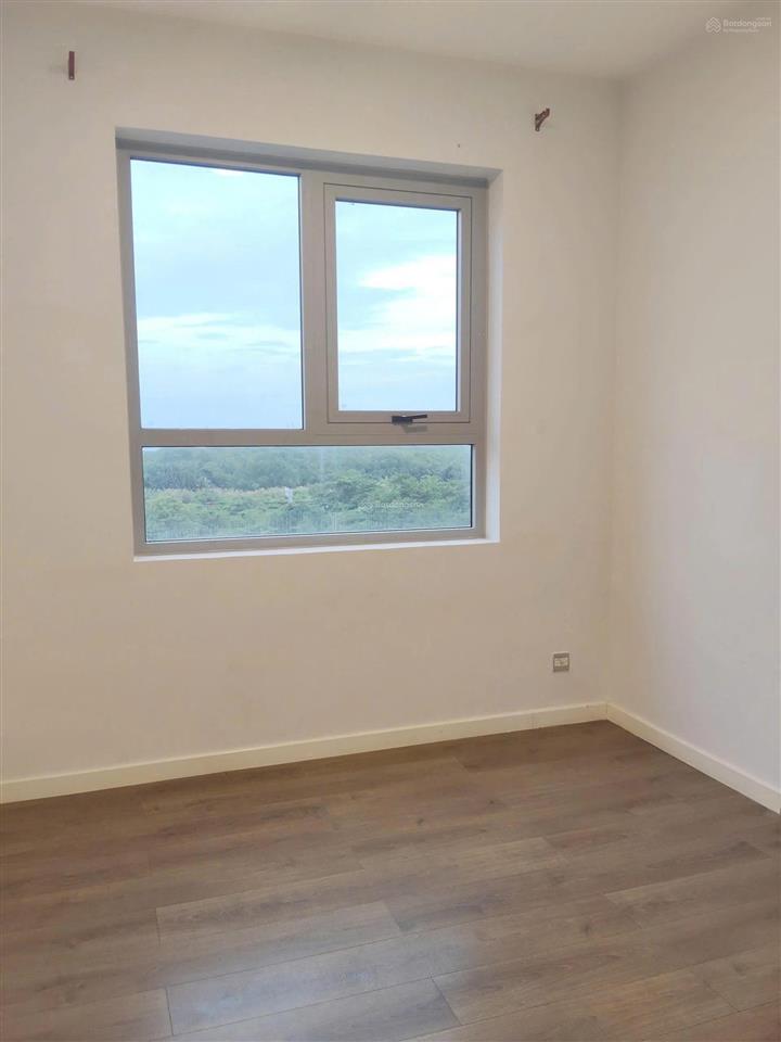 Bán căn 2pn 2wc chung cư luxgarden quận 7 nhà trống