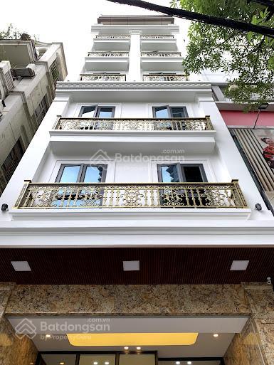 Chính chủ cho thuê nhà tòa nhà mặt phố nguyễn khang, dt 110m2 * 7t, thông sàn, pccc, tm. giá 120tr
