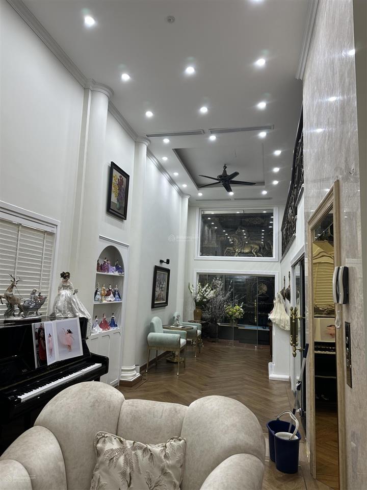 Chủ nhà chuyển sài gòn bán biệt thự đơn lập 200m2 kđt mỹ đình 1, có sân vườn, giá chỉ 58 tỷ vnđ