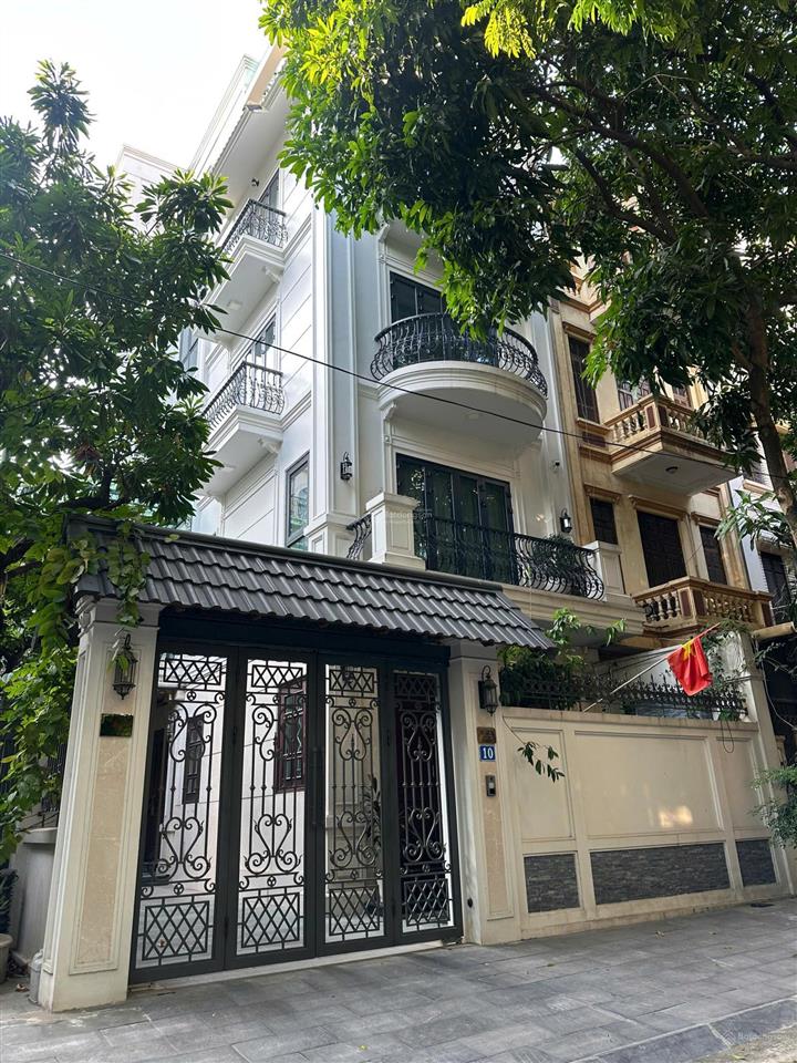 Chính chủ cần cho thuê biệt thự kđt yên hoà 4 tầng 1 hầm giá chỉ 30 triệu/th