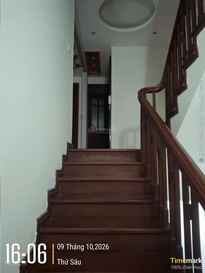 Cho thuê biệt thự lô góc 2 mặt tiền khu đô thị trung yên, dt 150m2 * 5 tầng, vị trí đẹp. giá 50tr