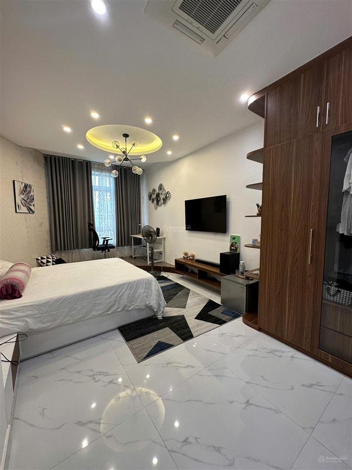 Chính chủ cho thuê biệt thự khu vimeco ii  nguyễn chánh, dtsd 150m2, xây 4 tầng + 1 hầm. giá 50tr