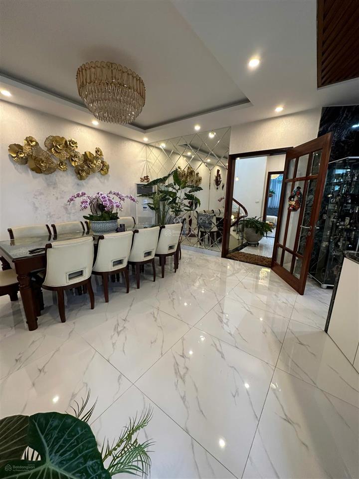 Chính chủ cho thuê biệt thự khu vimeco ii  nguyễn chánh, dtsd 150m2, xây 4 tầng + 1 hầm. giá 50tr