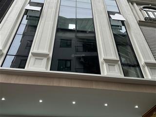 Cho thuê nhà mặt phố trương công giai  cầu giấy, dt90m2 * 6t, thông sàn, tiện kinh doanh. giá 60tr
