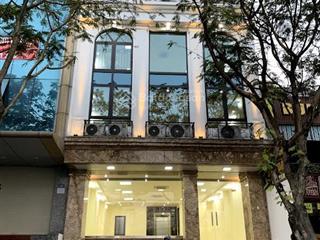 Cho thuê toà nhà mặt phố nguyễn khang, dt 150m2, nhà cực đẹp, thông sàn, tiện kd. giá chỉ 150tr