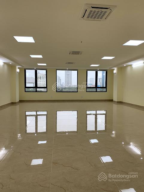 Cho thuê siêu tòa nhà mặt phố mỹ đình, dt 220m2 * 7t + 1 tum + 1 hầm, thông sàn, kd chất. giá 230tr