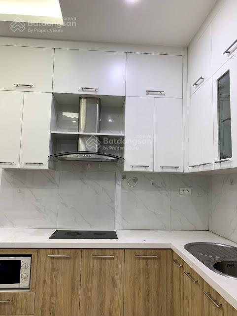 Cho thuê siêu tòa nhà mặt phố mỹ đình, dt 220m2 * 7t + 1 tum + 1 hầm, thông sàn, kd chất. giá 230tr
