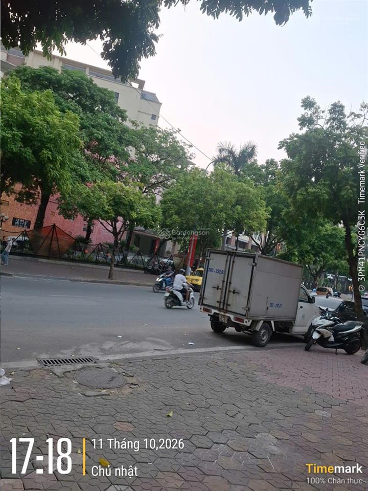 Cho thuê nhà mặt phố trung hoà, dt 130m2, xây 5 tầng, mặt tiền 6m, kinh doanh cực tốt. giá 100tr