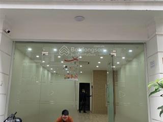 Cho thuê nhà liền kề lô a10a14 nam trung yên, dt 80m2 * 4 tầng, có thang máy, tiện kd. giá 40tr