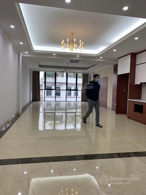 Cho thuê tầng 1,2,3 toà nhà 7 tầng + hầm mặt phố trung kính, dt 100m2 / sàn, hầm sd chung. giá 55tr