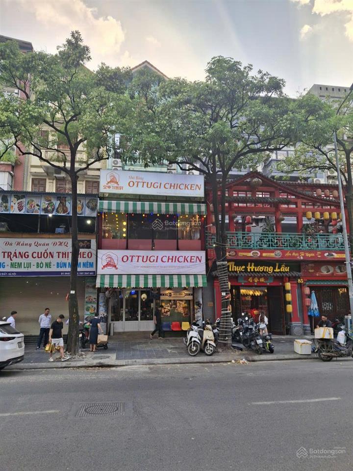 Cho thuê nhà mặt phố trung hoà, dt 80m2 * 5 tầng, vị trí kinh doanh đắc địa bậc nhất. giá chỉ 60tr