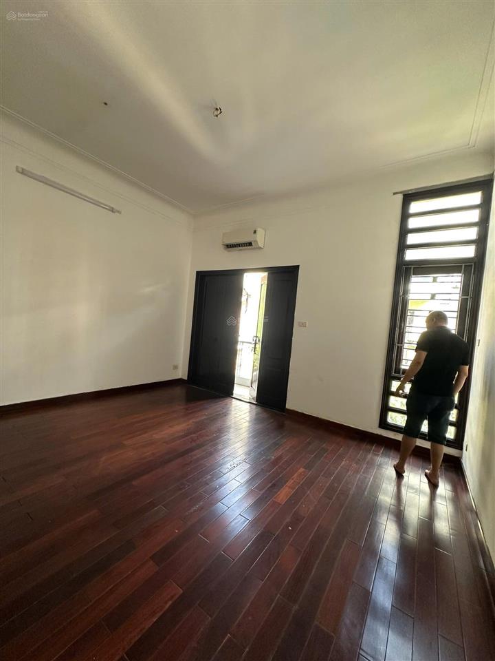 Chính chủ cho thuê nhà liền kề khu đô thị mới trung yên  trung hòa, dt 70m2 * 4t, mt 5m. giá 36tr