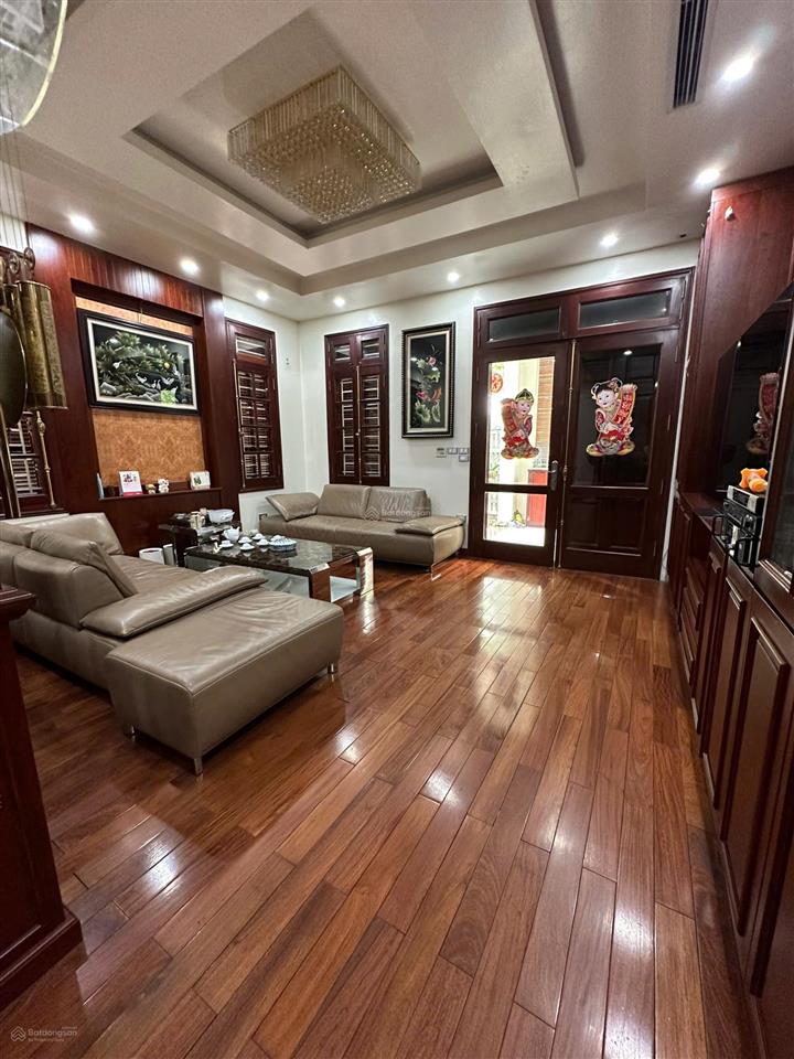 Cho thuê biệt thự khu đô thị trung văn  hancic, dt đất 250m2, xd 140m2 * 3 tầng, full đồ. giá 55tr