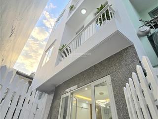 Nhà rẻ bán gấp hẻm thông, kdc ko quy hoạch