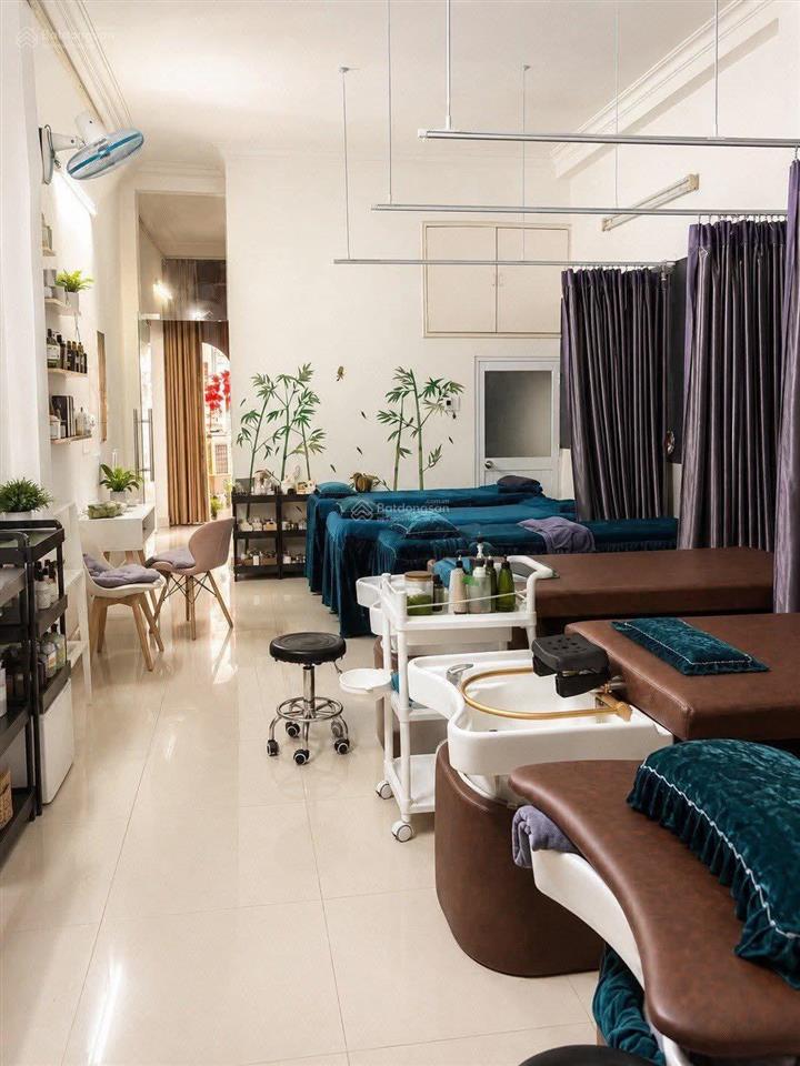 Mặt tiền đường vip  ngay hoàng diệu  4x20  26 tỷ (3 lầu)