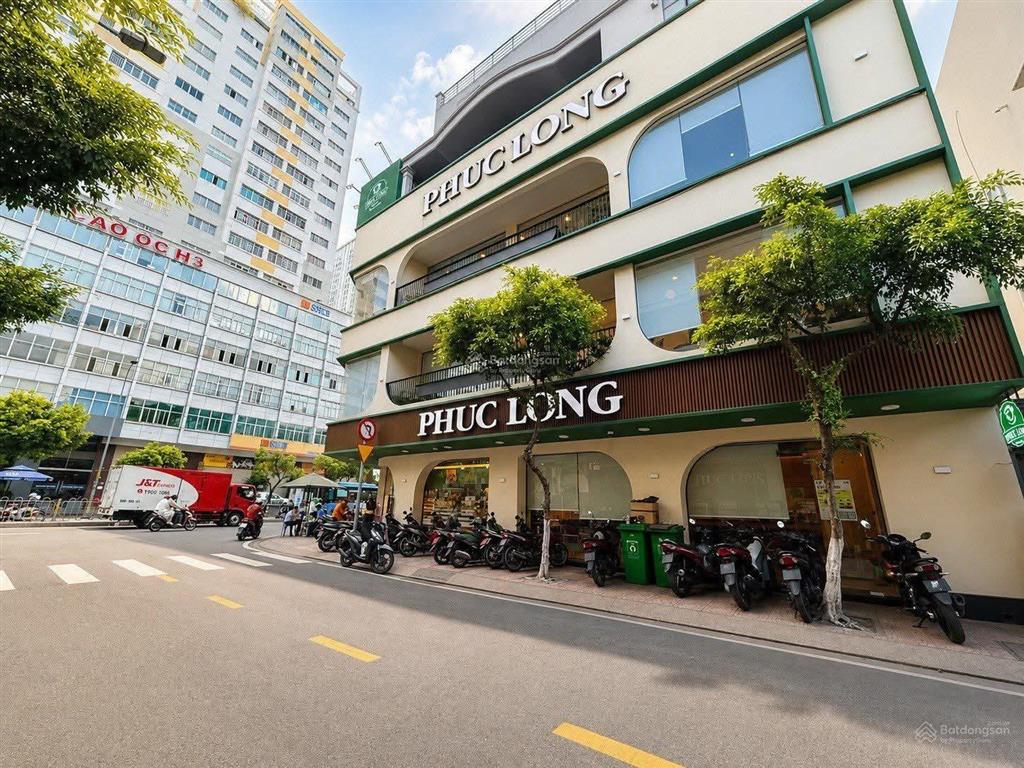 Mặt tiền đường vip  ngay hoàng diệu  4x20  26 tỷ (3 lầu)