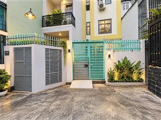 Bán chdv đoàn văn bơ, p. xóm chiếu, dt 4,6x23, 5tầng, giá 9tỷ