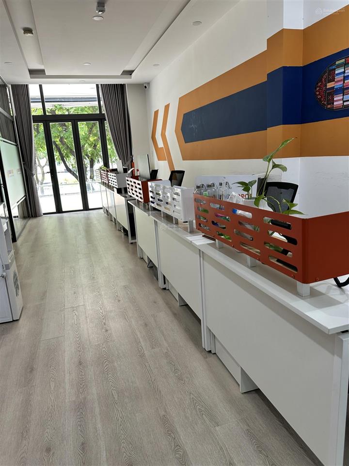 Cho thuê shophouse 4 tầng đẹp, nại nam khu gần công viên á châu, helio, full nội thất