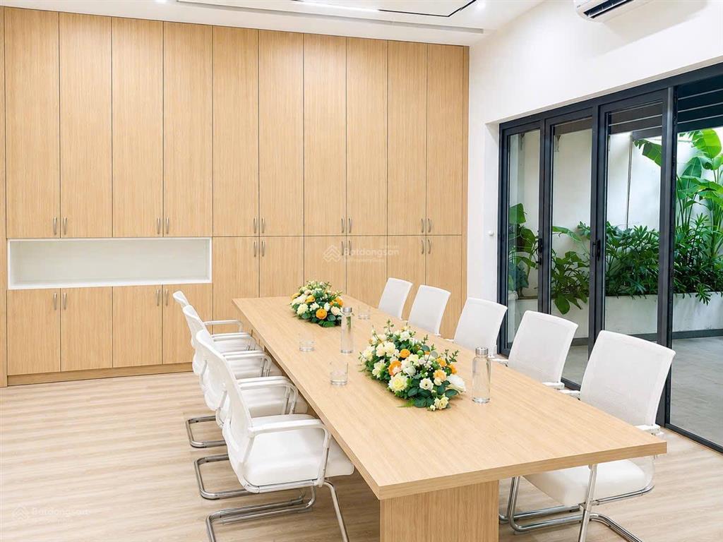 Cho thuê shophouse 4 tầng đẹp, nại nam khu gần công viên á châu, helio, full nội thất