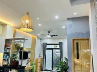 Chủ cần bán gấp nhà 2 tầng đẹp, tâm huyết đường mộc sơn khu resort biển non nước