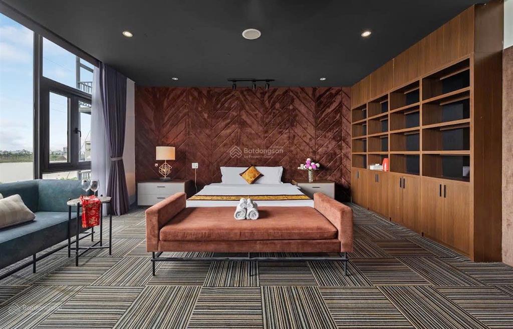 Cho thuê villa đẹp có hồ bơi 3 tầng đường nguyễn đình thi đảo vip hòa xuân