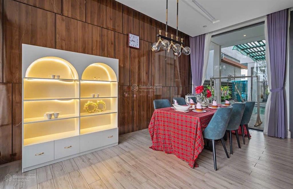 Cho thuê villa đẹp có hồ bơi 3 tầng đường nguyễn đình thi đảo vip hòa xuân